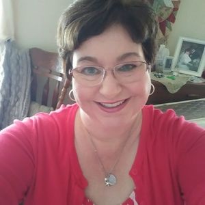 Meet your Posher, Katherine